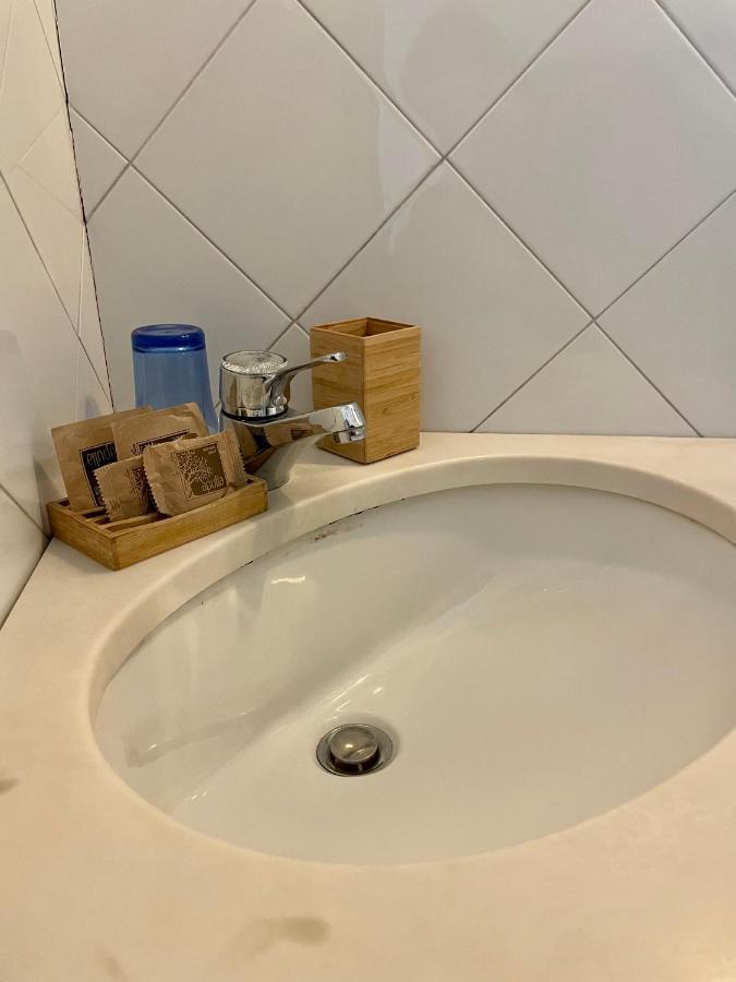 4 Balconi Rooms- Dimora Arditi B&B Лечче Экстерьер фото