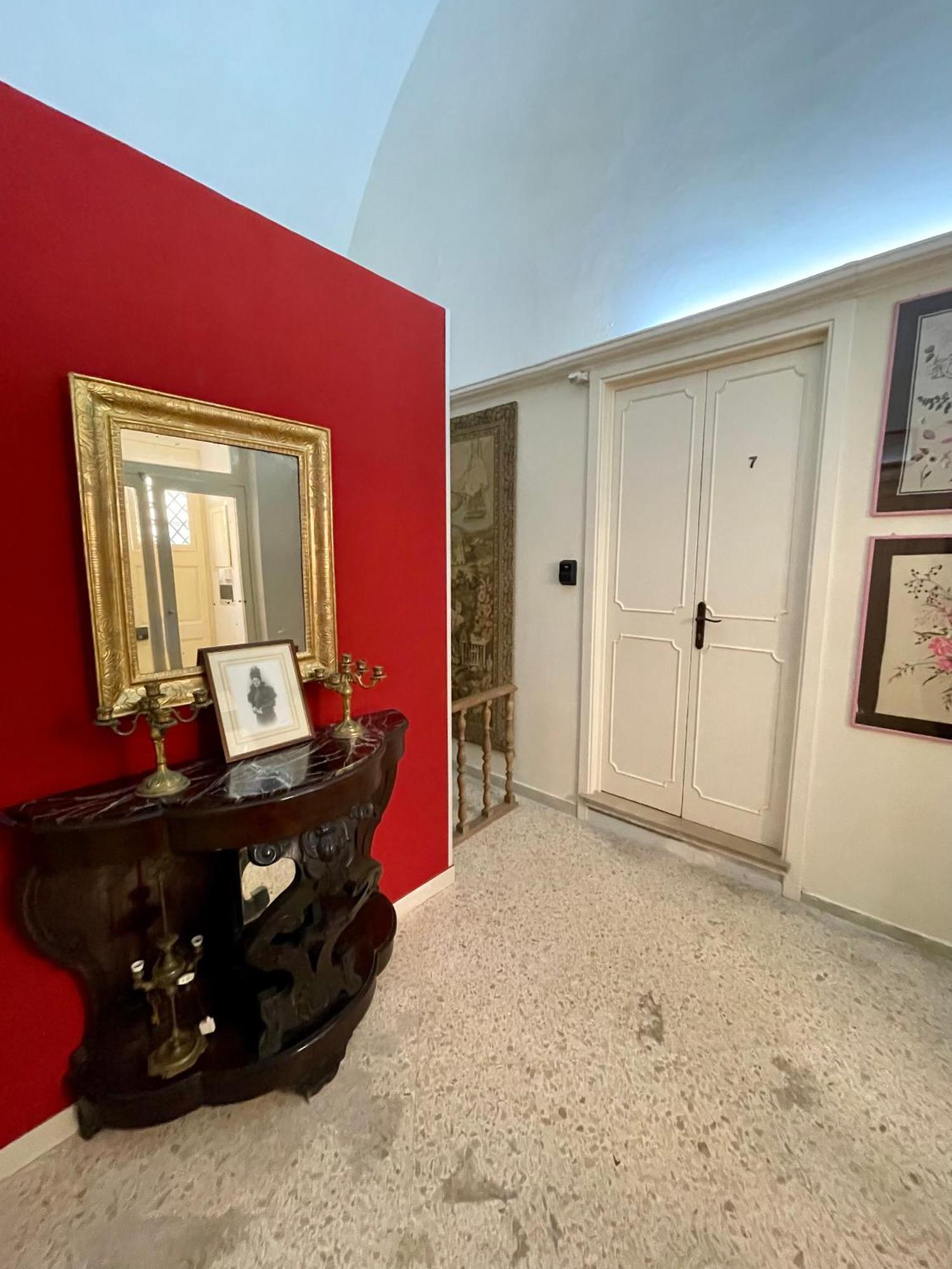 4 Balconi Rooms- Dimora Arditi B&B Лечче Экстерьер фото